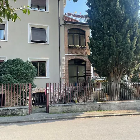 Piano House شقة